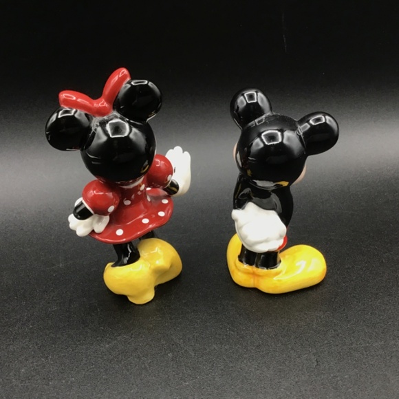 Famous couple of mice Mickey And Minnie - Picture 4 of 6